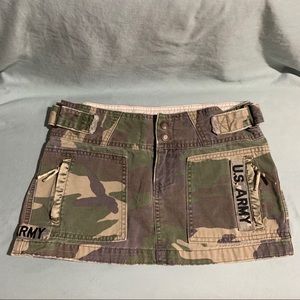 Abercrombie US ARMY green camouflage mini skirt size 2